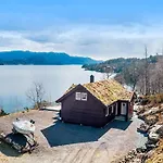 Сasa de vacaciones 4 Star In Valevåg