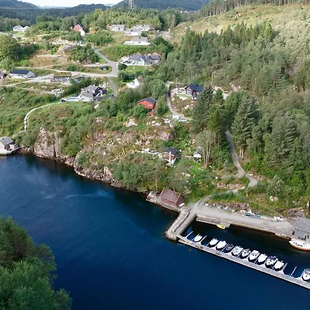 Serene Waterfront Retreat-by Traum