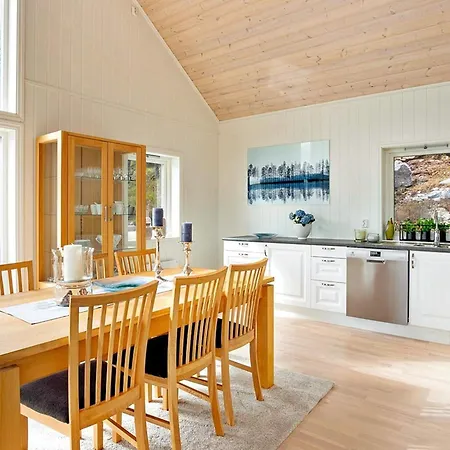 Holiday home 4 Star In Valevag