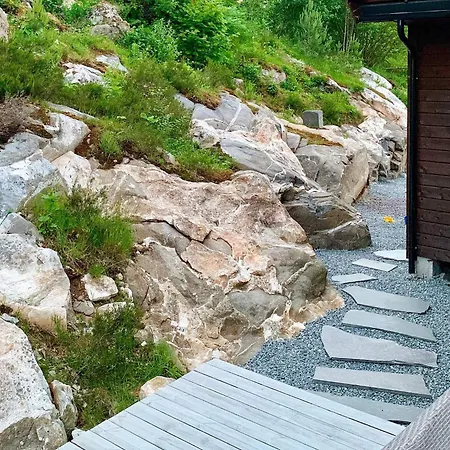 4 Star In Dom wakacyjny Valevåg